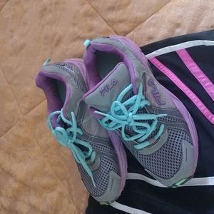 FILA all terrain running shoes womens size 7.5